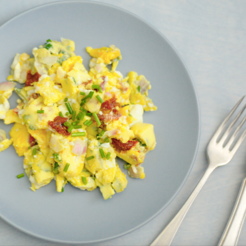 Scrambled Eggs 3 Ways – Stasher